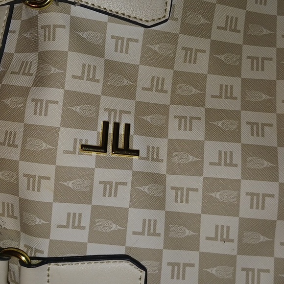 Handbag - Picture 7 of 7